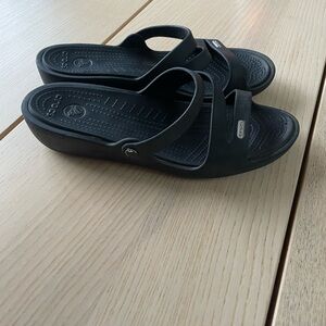 Crocs Women's Patricia Wedge Sandals
Black Crocs Wedge Sandals size 10